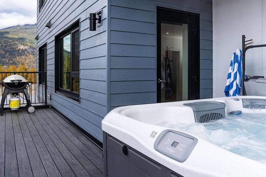 Appartement Bluebird Daze By Revelstoke Vacations Extérieur photo
