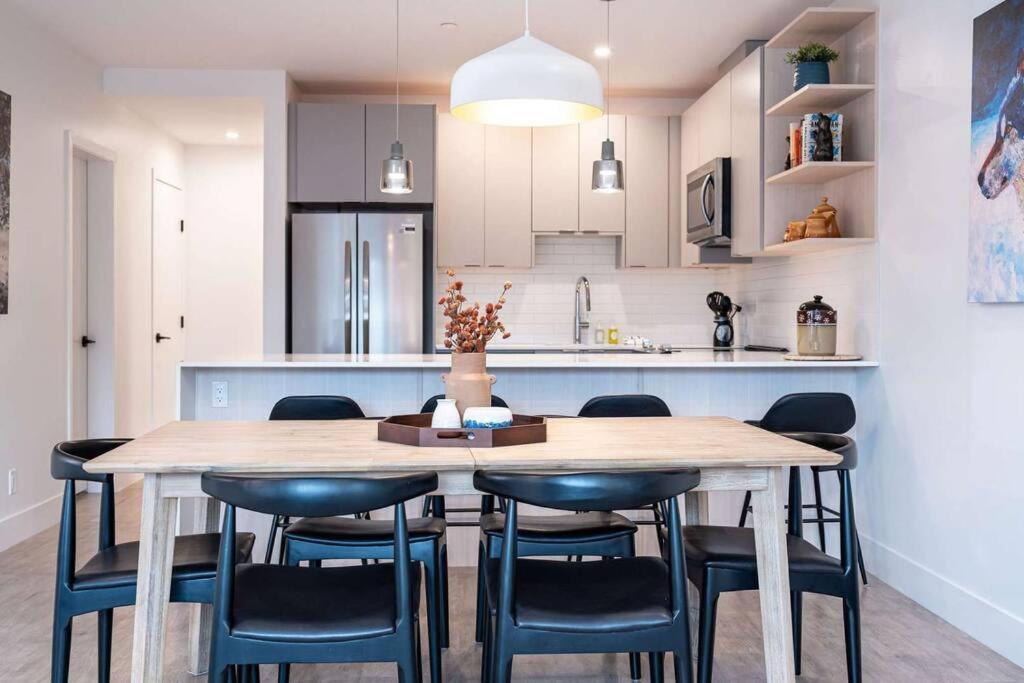Appartement Bluebird Daze By Revelstoke Vacations Extérieur photo